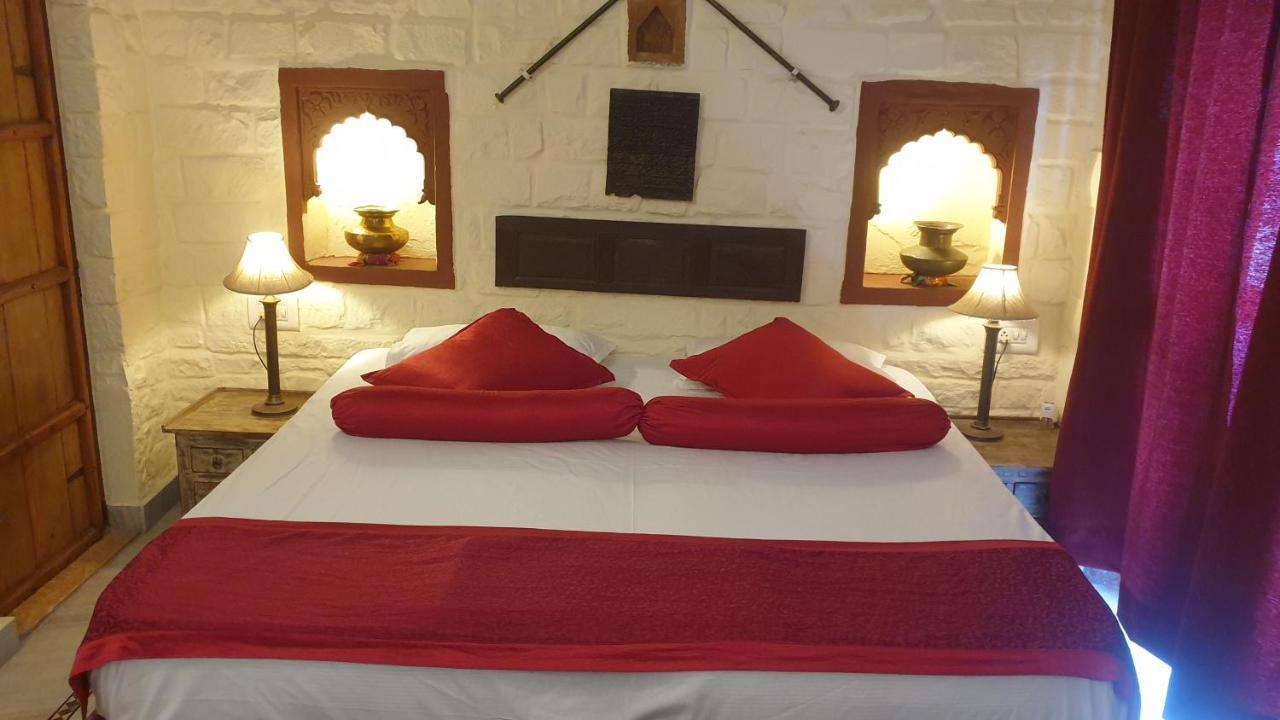 Juna Mahal Boutique Home Stay จ๊อดปูร์ ภายนอก รูปภาพ