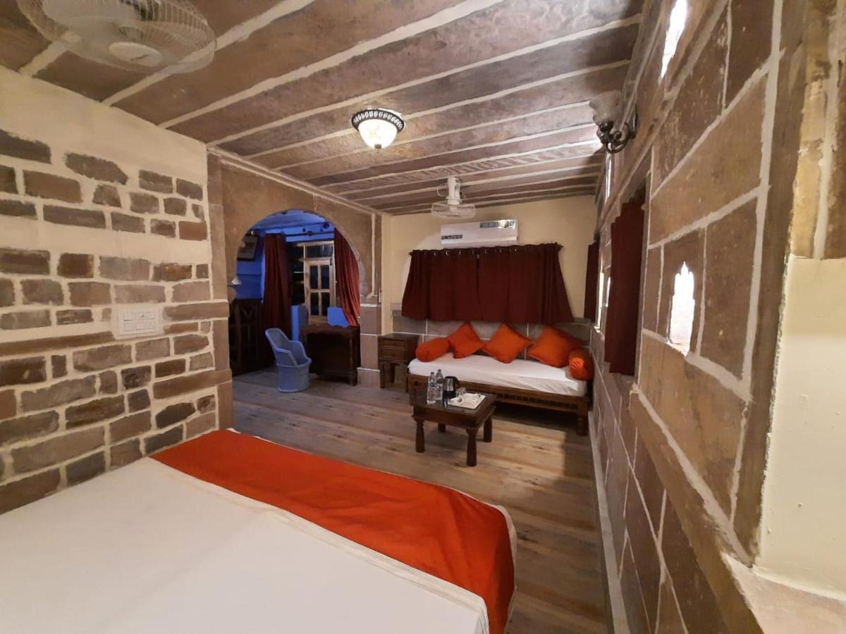 Juna Mahal Boutique Home Stay จ๊อดปูร์ ภายนอก รูปภาพ
