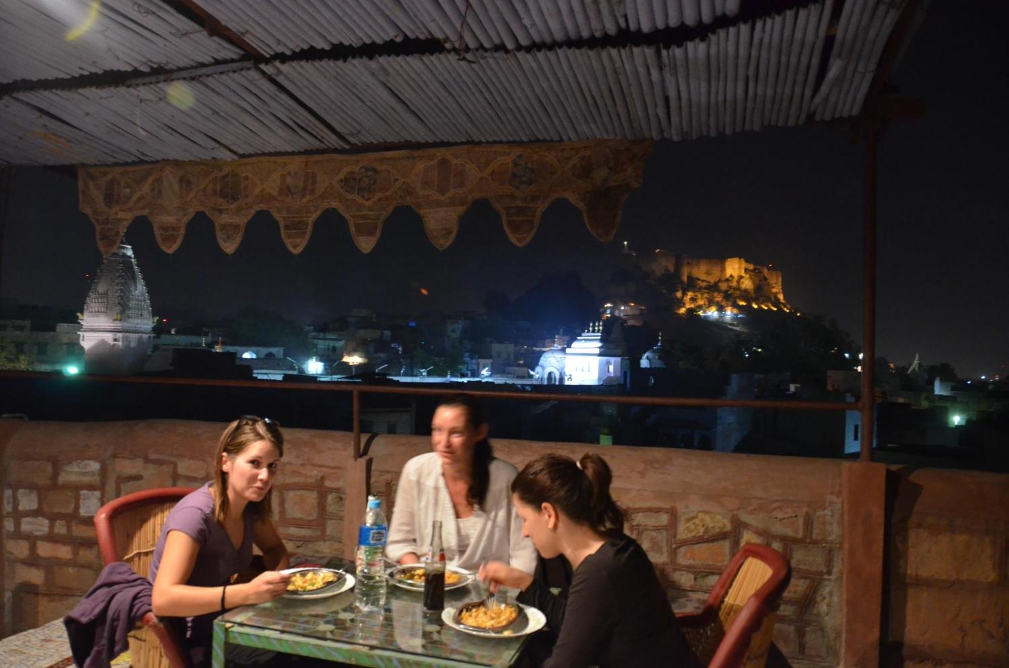 Juna Mahal Boutique Home Stay จ๊อดปูร์ ภายนอก รูปภาพ